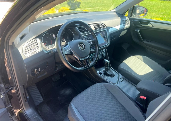 Volkswagen Tiguan cena 82500 przebieg: 152734, rok produkcji 2017 z Jastrzębie-Zdrój małe 704